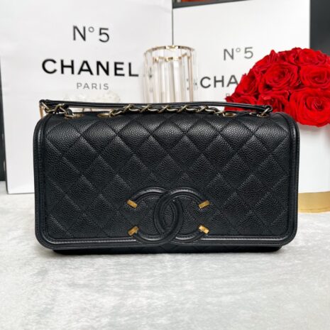 Chanel Filigree 10” Caviar Holo22 1