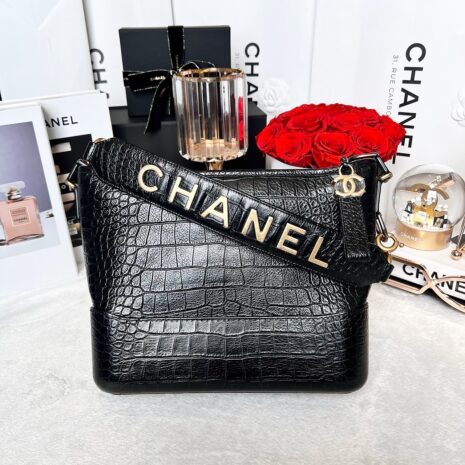 Used Very Good Condition Chanel Gabrielle Croc Medium Holo28 Full Set 1