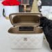 Used in very good condition Chanel Vanity adjustable microchip Full Set 20