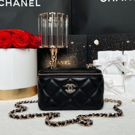 Used Like New Chanel Vanity Case Lambskin Holo31 Full Set 1