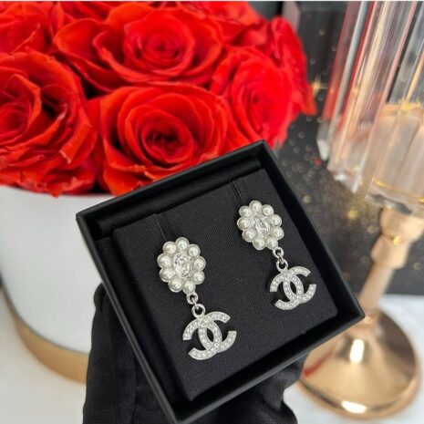 New Chanel Earrings 24,900