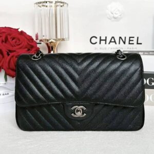 Used In Very Good Condition Chanel 17B Classic 10 Chevron Caviar SHW Holo27 Full Set no receipt
