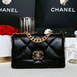 Used Like New Chanel 19 Size26 Lambskin Microchip Full Set