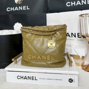 Used In Very Good Condition Chanel 22 Mini Calfskin Olive Microchip Full Set ปี23