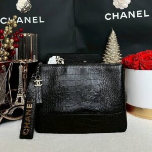 Used Like New Chanel Pouch Medium Black Croc GHW Holo28 Full Set