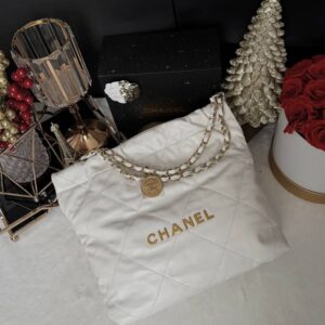 全新 Chanel 22 小牛皮微芯片全套