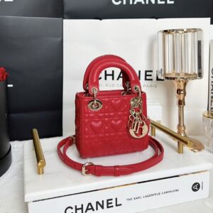 Keep Unused Dior Mini Full Set