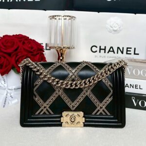 Used In Very Good Condition Chanel Boy 10” Calfskin limited Edition Microchip Full Set