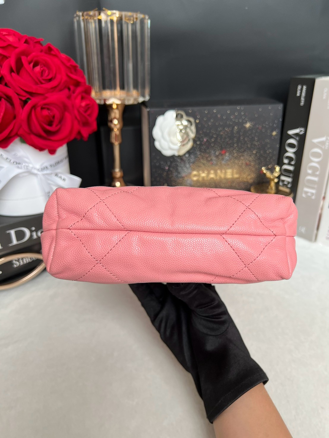 Used In Very Good Condition Chanel 22 Mini Caviar Microchip Full Set - Image 10