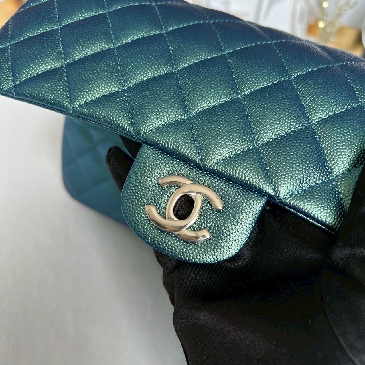 New Chanel Classic 10 iridescent Caviar Microchip Full Set - Image 13
