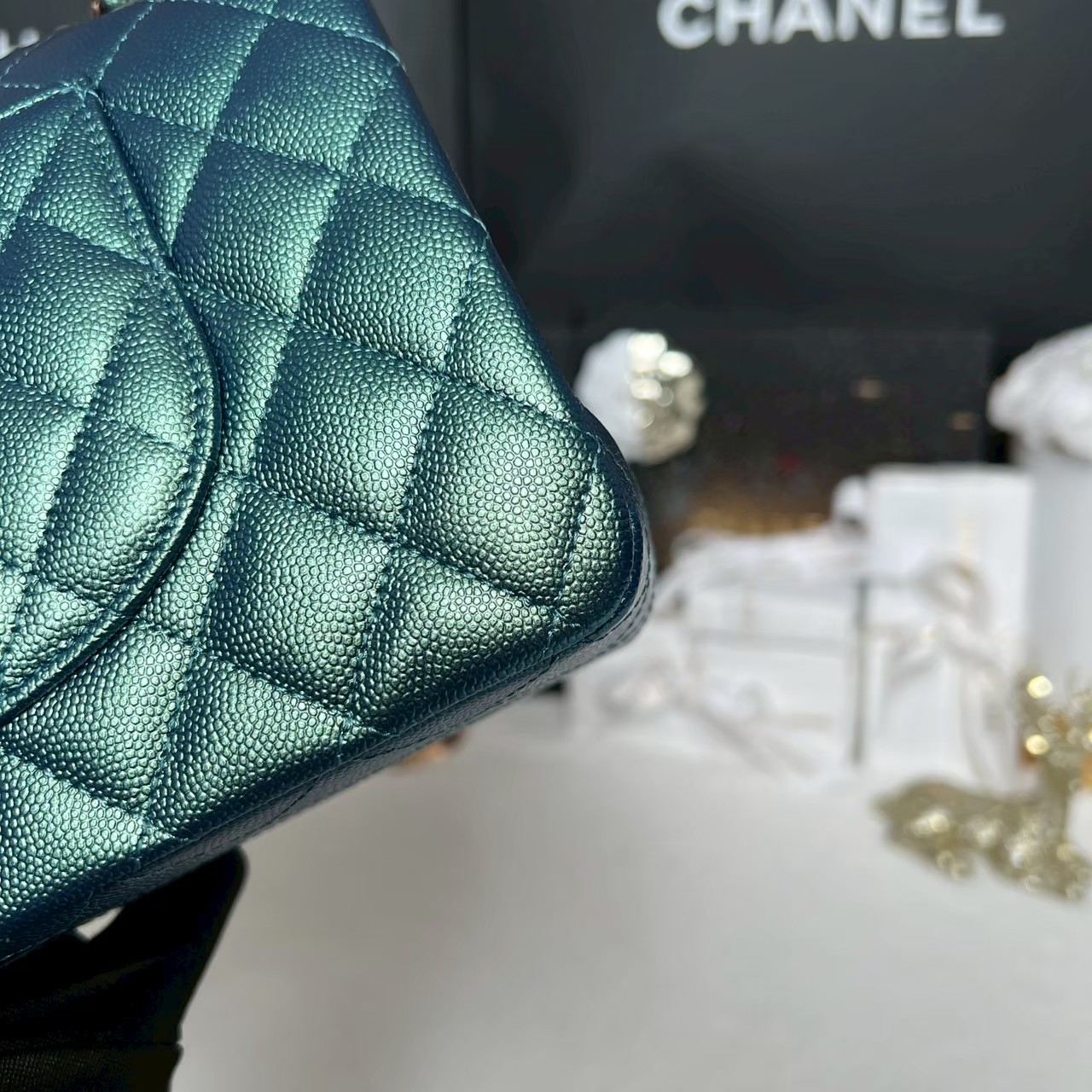 New Chanel Classic 10 iridescent Caviar Microchip Full Set - Image 9