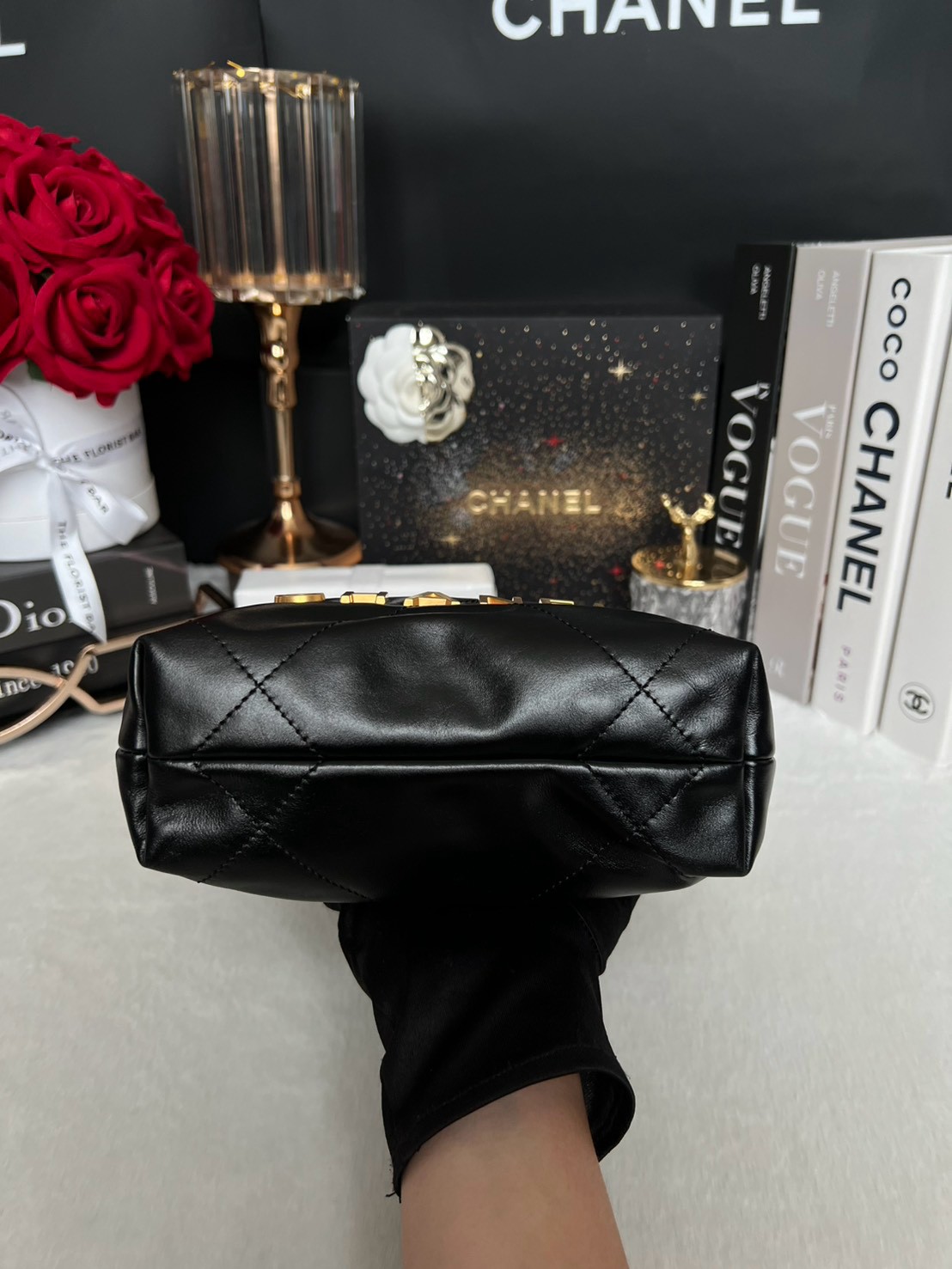 Used Like New Chanel 22 Mini Calfskin Microchip Full Set ปี24 - Image 10