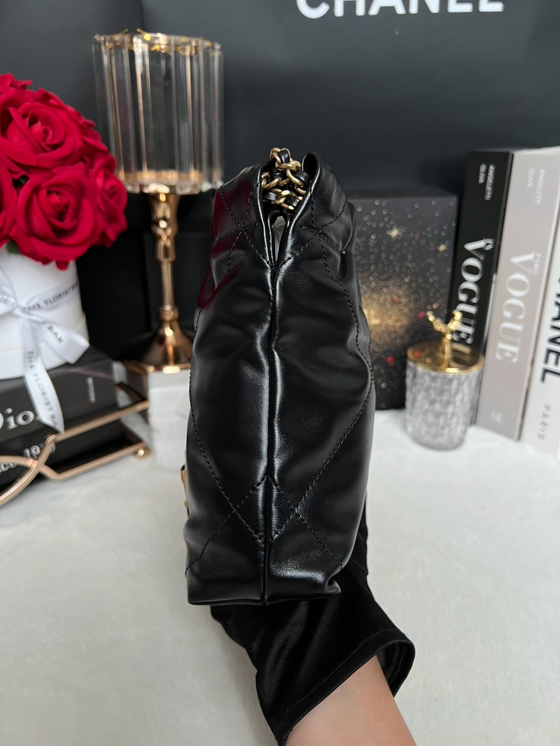 Used Like New Chanel 22 Mini Calfskin Microchip Full Set ปี24 - Image 4