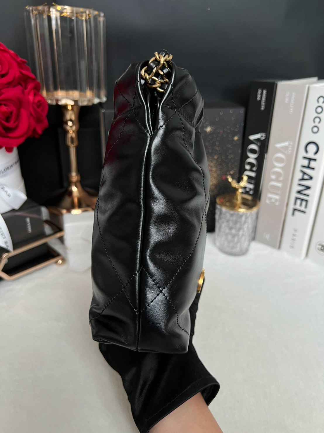 Used Like New Chanel 22 Mini Calfskin Microchip Full Set ปี24 - Image 5