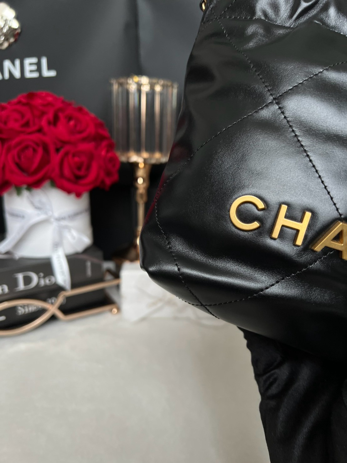 Used Like New Chanel 22 Mini Calfskin Microchip Full Set ปี24 - Image 6