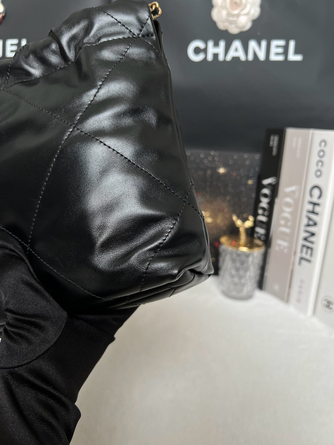 Used Like New Chanel 22 Mini Calfskin Microchip Full Set ปี24 - Image 9