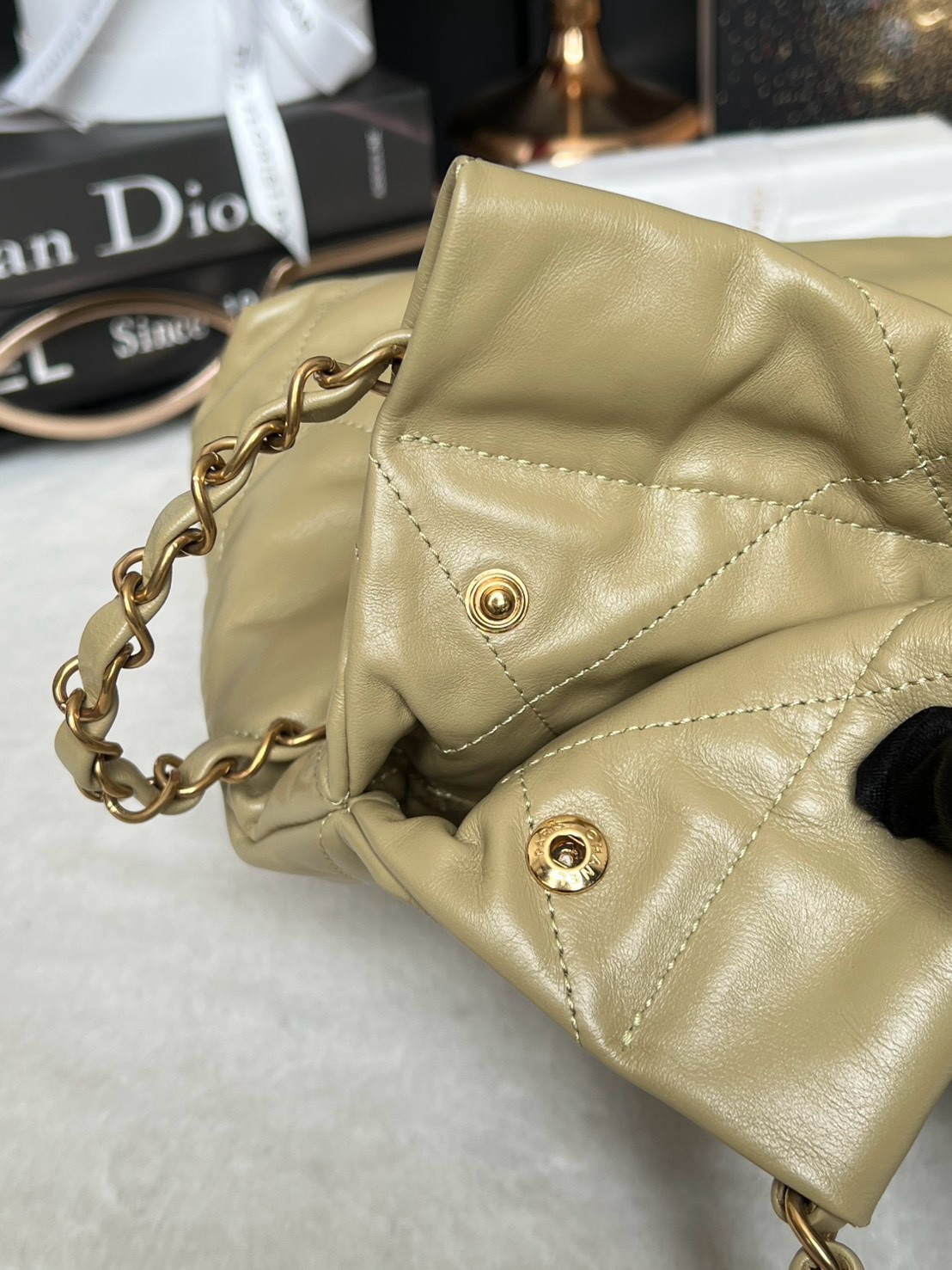 Used Like New Chanel 22 Small Calfskin Microchip Full Set พร้อมใบตรวจ - 图片 14