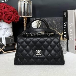 Used in Good Condition Chanel Coco 9.5 Caviar Holo23